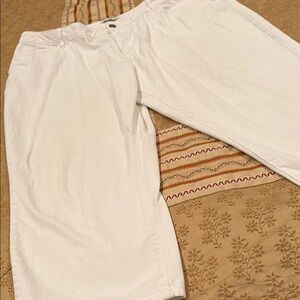 Coldwater Creek White Capri Pants, cotton blend, 18